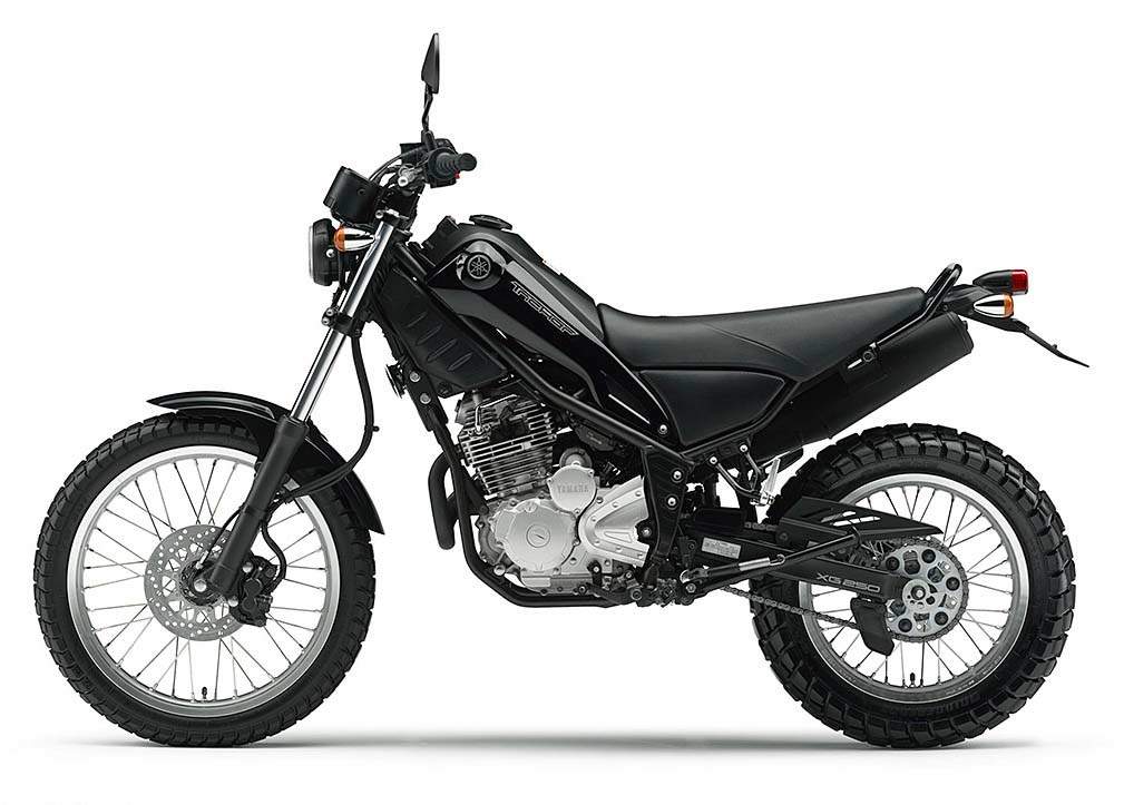 Yamaha XG 250 Tricker